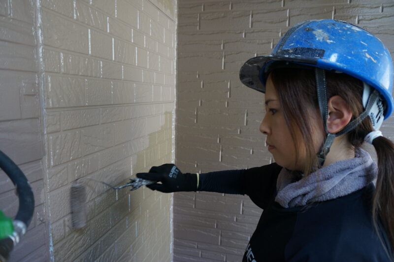 塗装回数に注意！外壁・屋根の塗装工事では3回塗りが基本