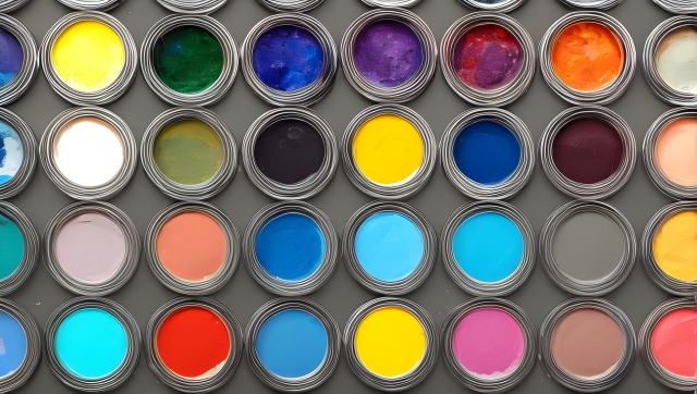 溶剤塗料と水性塗料の違いと選び方について解説