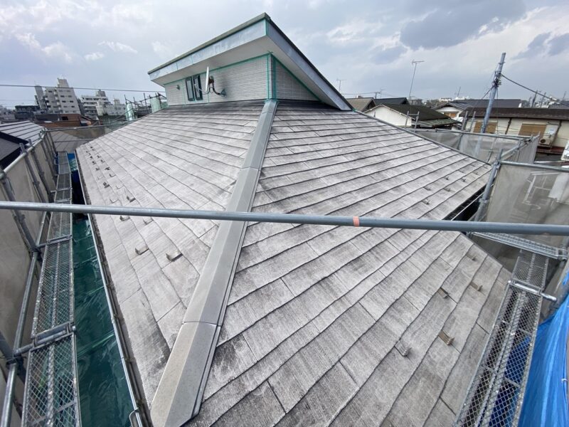 遮熱と塗料での屋根塗装、夏の暑さから建物を守る効果的な解決策